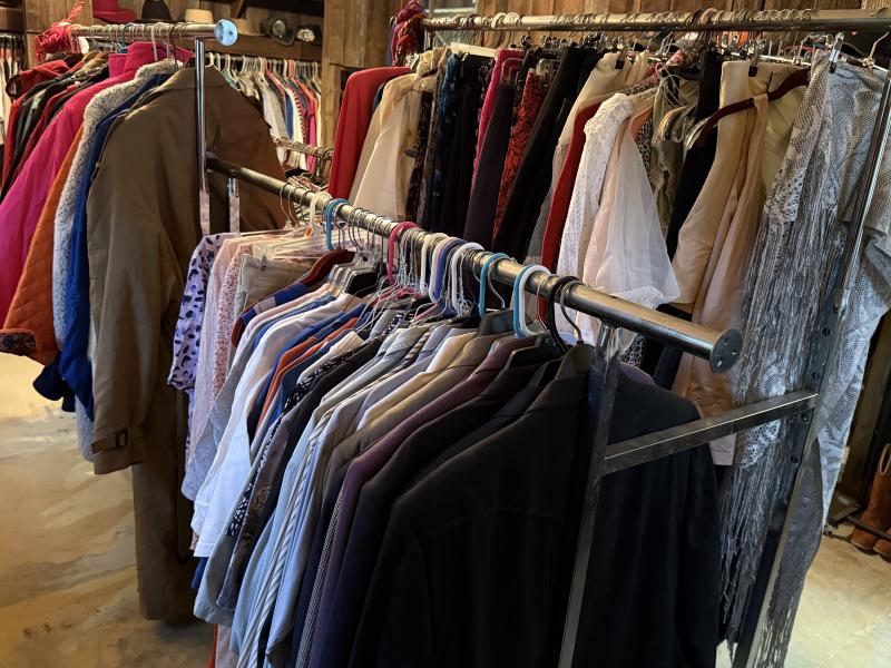 Sale Photo Thumbnail #265