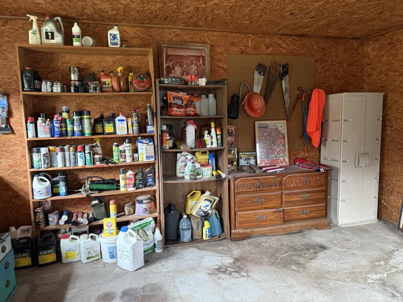 Sale Photo Thumbnail #46