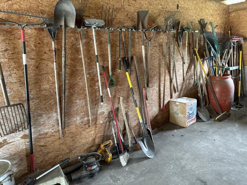 Sale Photo Thumbnail #52