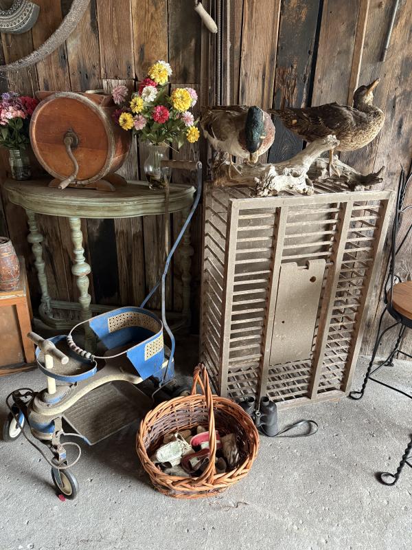 Sale Photo Thumbnail #4