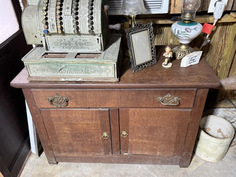 Sale Photo Thumbnail #144