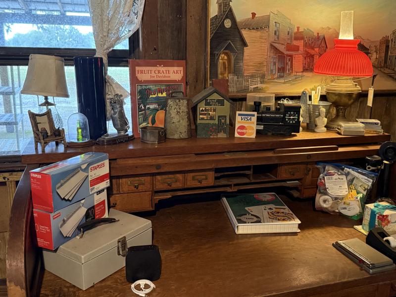 Sale Photo Thumbnail #90