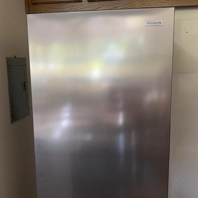 Frigidaire Stainless Steel Upright Freezer – Model FFFU16F2VW, In Working Condition