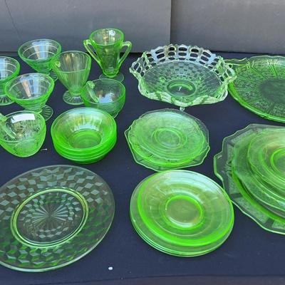 Vintage Green Depression Glassware, Mostly Uranium