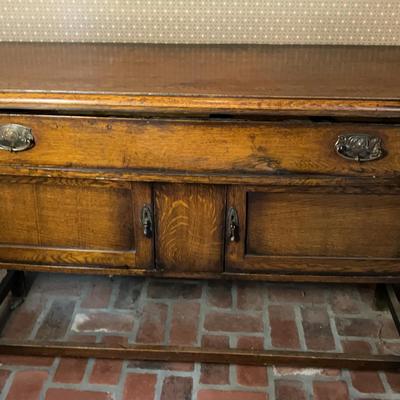 Wood Hutch With Drawer And 2 Doors