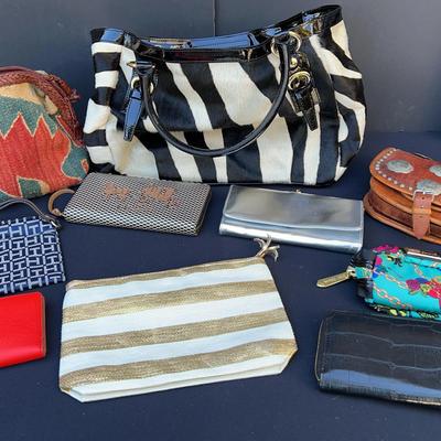 Designer Purses – Cavalcanti, Anne Klein, Fossil, Tommy Hilfiger & More