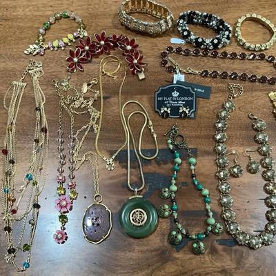 Kenneth Cole, T Tanari, Betsy Johnson And More Jewelry 