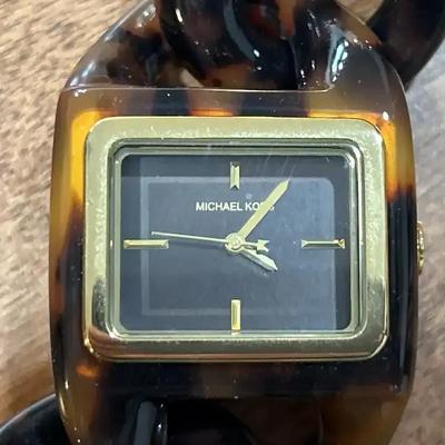 Michael Kors Women’s Wristwatch – Model MK4239