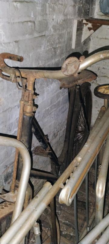 Sale Photo Thumbnail #15