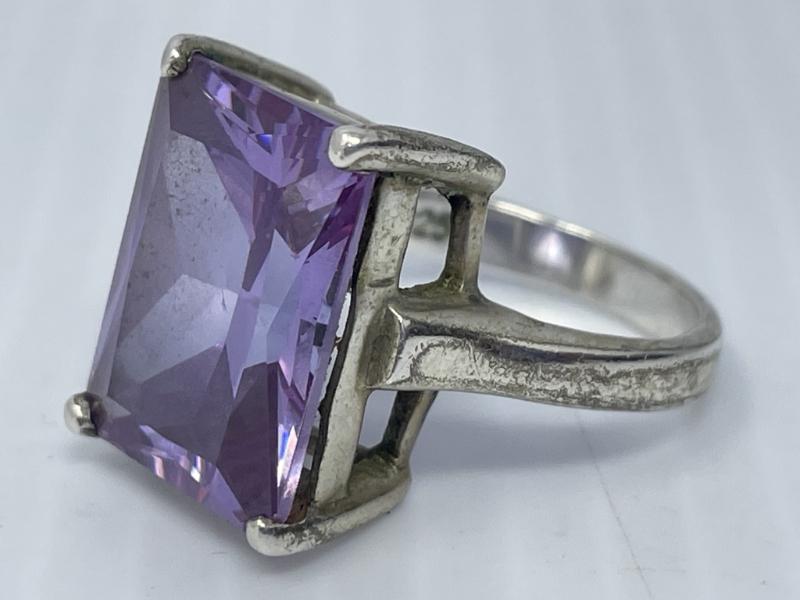 Sale Photo Thumbnail #451