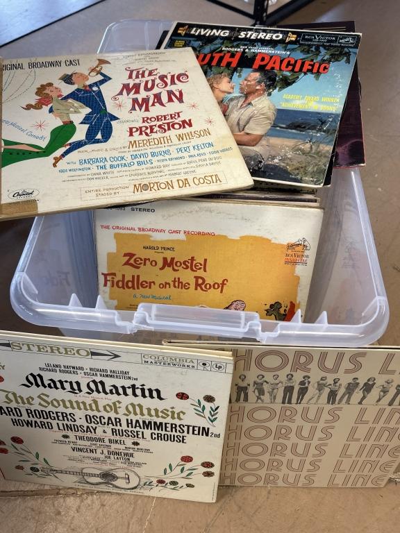 Sale Photo Thumbnail #250