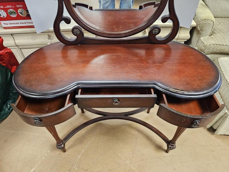 Sale Photo Thumbnail #172