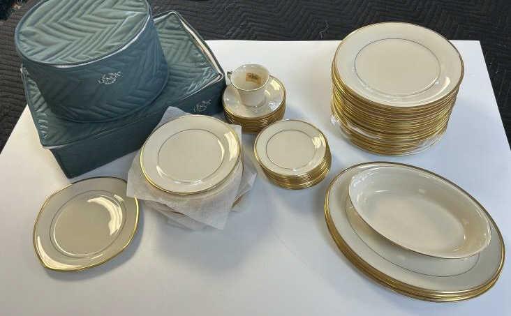 Sale Photo Thumbnail #379