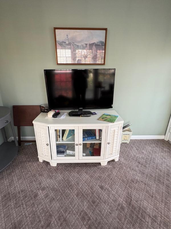 Sale Photo Thumbnail #68: 49 x 23 x 27