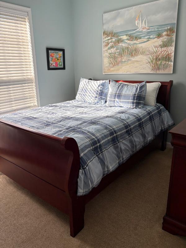 Sale Photo Thumbnail #123: Bed 63 x 87 x 44