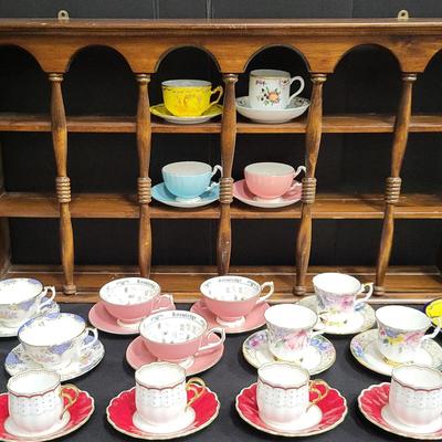 Aynsley "Cup of Knowledge" Cups & Saucers + (WH9)