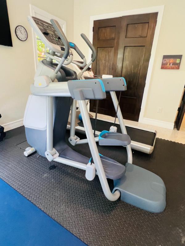 Sale Photo Thumbnail #204