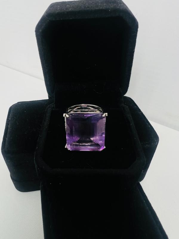 Sale Photo Thumbnail #232