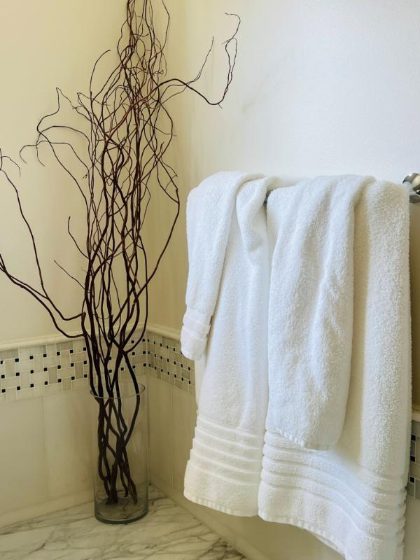 Sale Photo Thumbnail #147