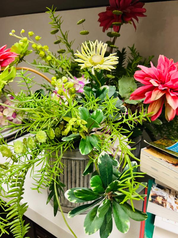 Sale Photo Thumbnail #300