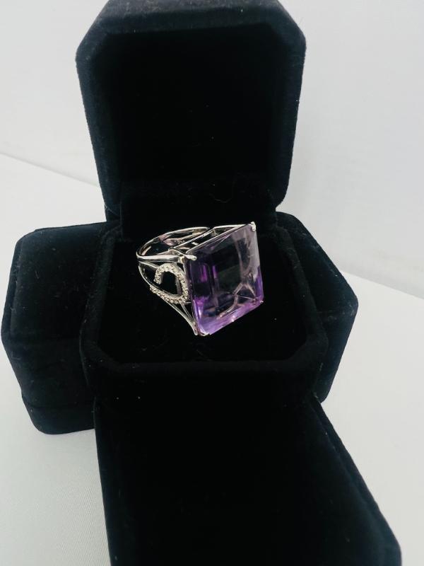 Sale Photo Thumbnail #231