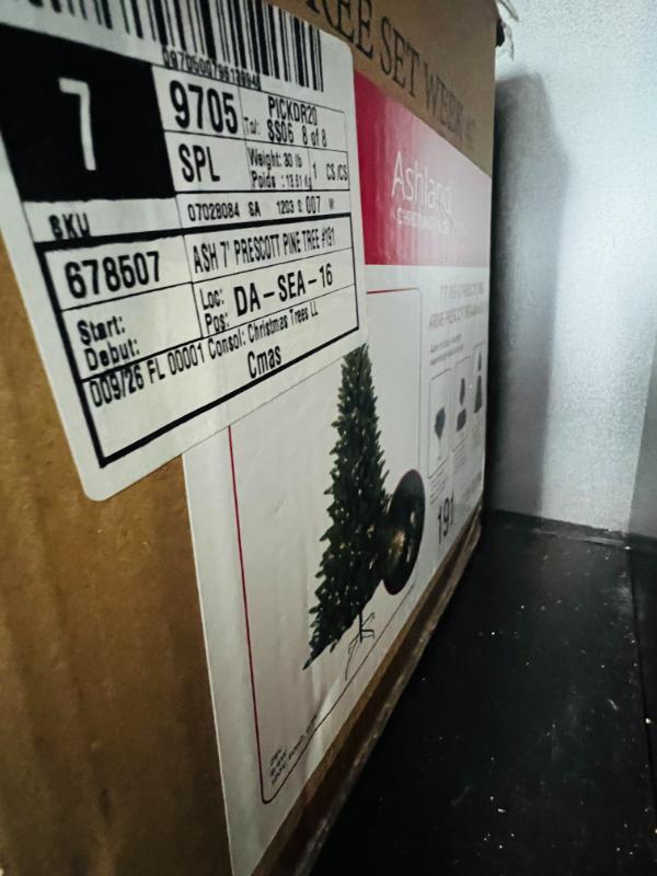 Sale Photo Thumbnail #254