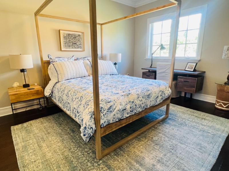 Sale Photo Thumbnail #103