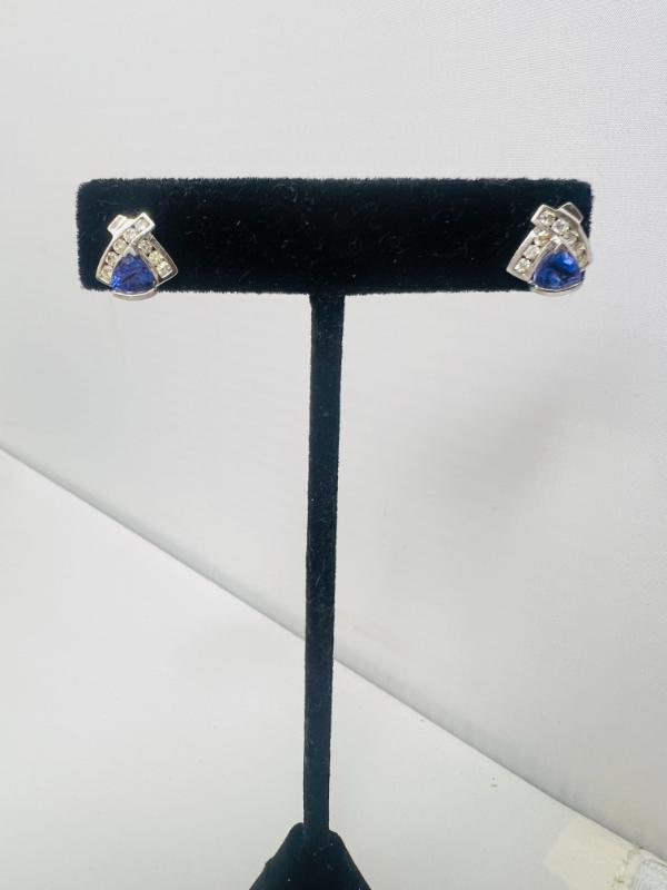 Sale Photo Thumbnail #241