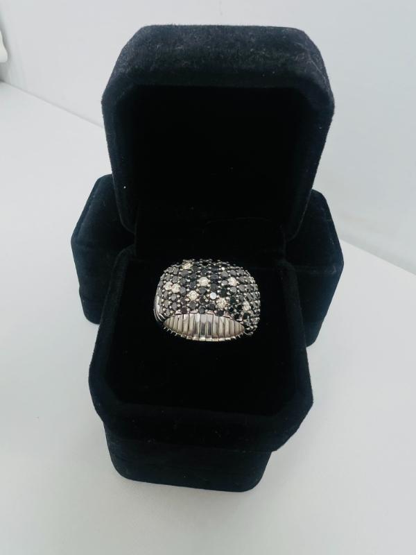 Sale Photo Thumbnail #210