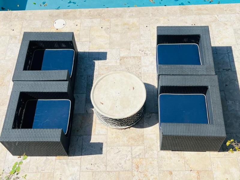 Sale Photo Thumbnail #98