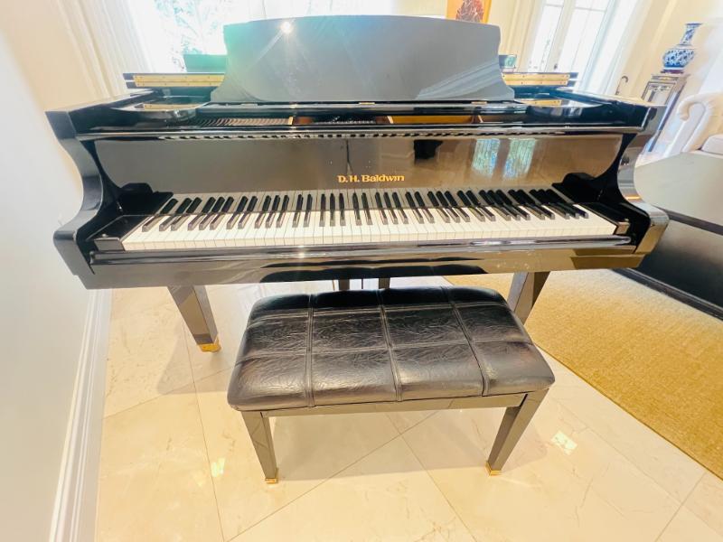 Sale Photo Thumbnail #9