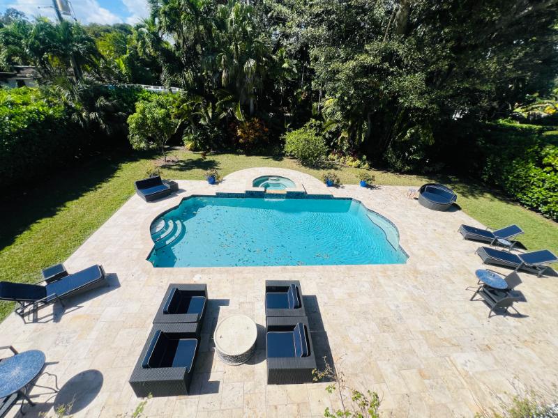 Sale Photo Thumbnail #138