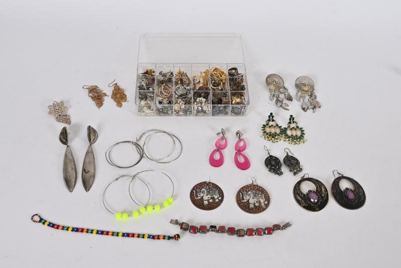 Sale Photo Thumbnail #136