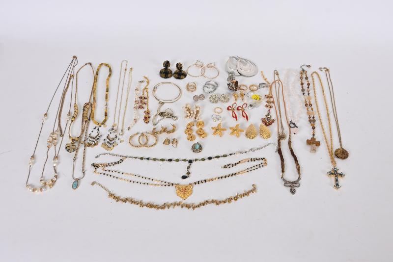 Sale Photo Thumbnail #130