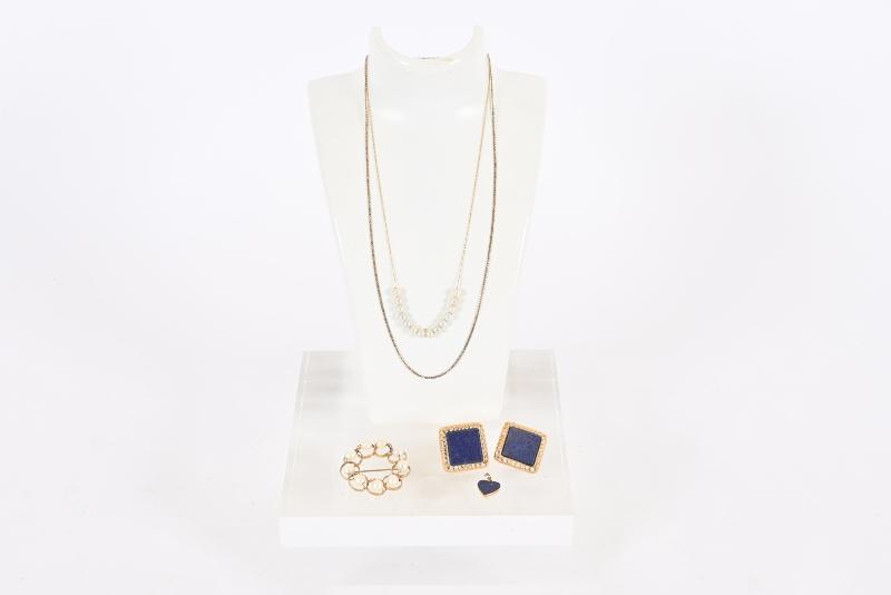 Sale Photo Thumbnail #142