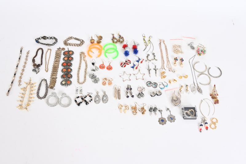 Sale Photo Thumbnail #121