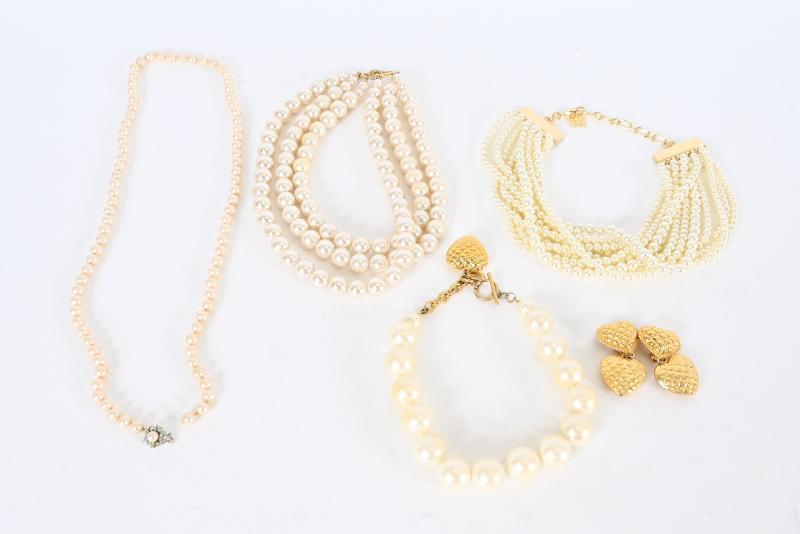 Sale Photo Thumbnail #160