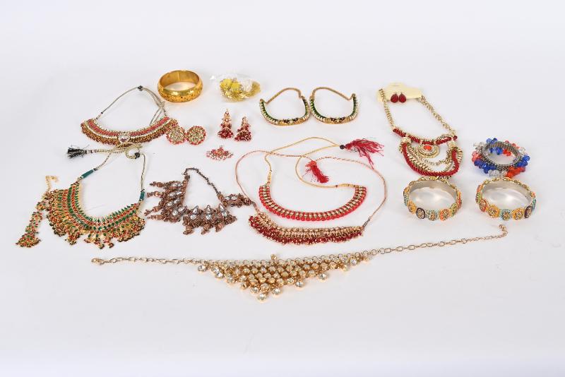 Sale Photo Thumbnail #126