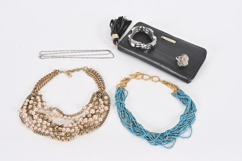 Sale Photo Thumbnail #177