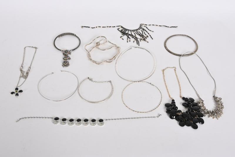 Sale Photo Thumbnail #125