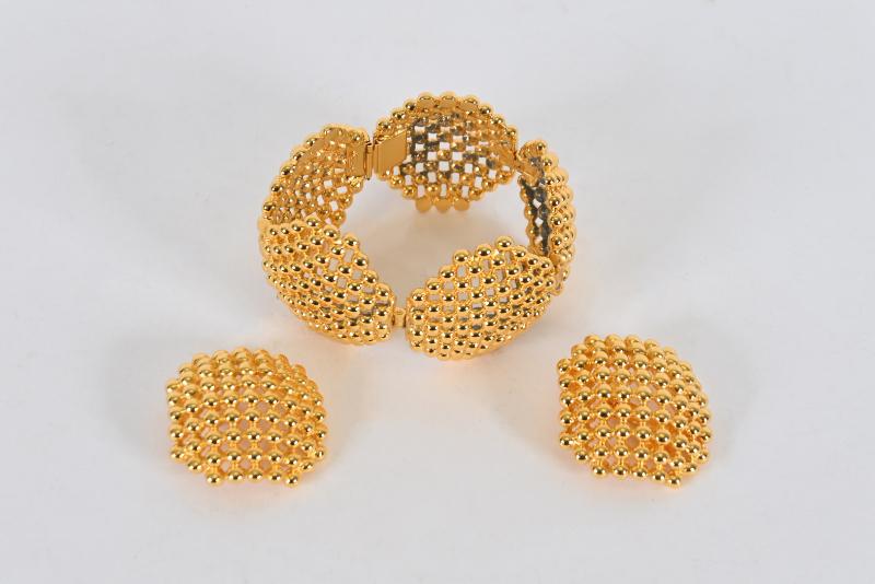 Sale Photo Thumbnail #147