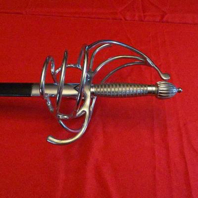 Sword windass steelcrafts swept hilt rapier with scabbard hilt closeup