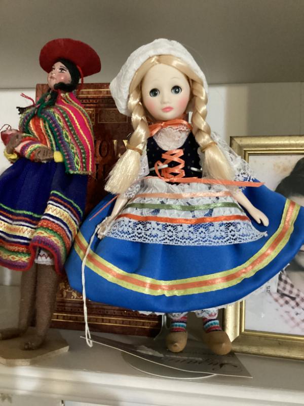 Sale Photo Thumbnail #95: Suzanne gibson doll holland