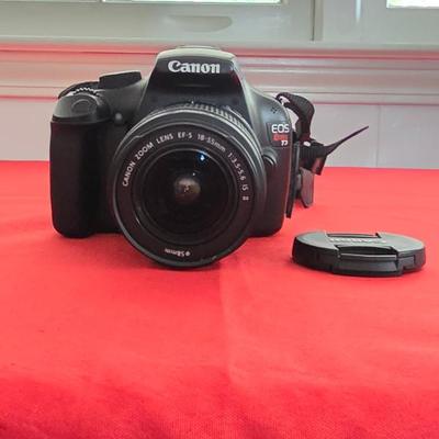 Vintage camera canon eos rebel t3