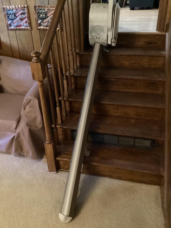 Sale Photo Thumbnail #15: Chair lift for 6 steps