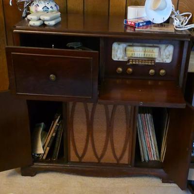 Vintage silvertone console cabinet