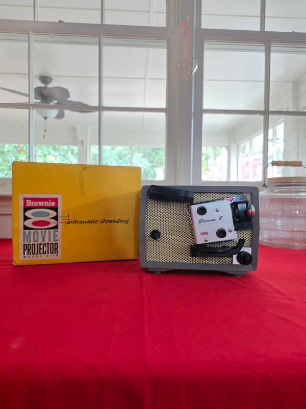 Sale Photo Thumbnail #21: Vintage movie projector