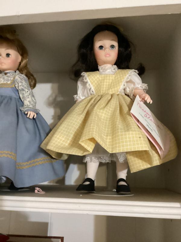 Sale Photo Thumbnail #85: Madame alexander little women doll