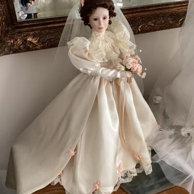 Ashton drake galleries elizabeth s 1900 wedding dress porcelain doll