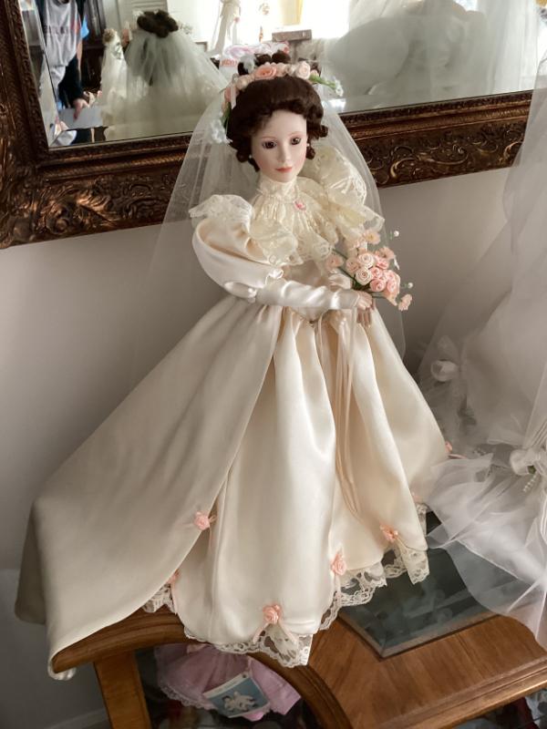 Sale Photo Thumbnail #65: Ashton drake galleries elizabeth s 1900 wedding dress porcelain doll